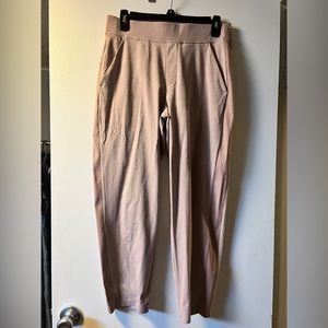 Athleta Brooklyn Textured Ankle Pant - Grain Camo Mocha Latte Size 6P. Worn once